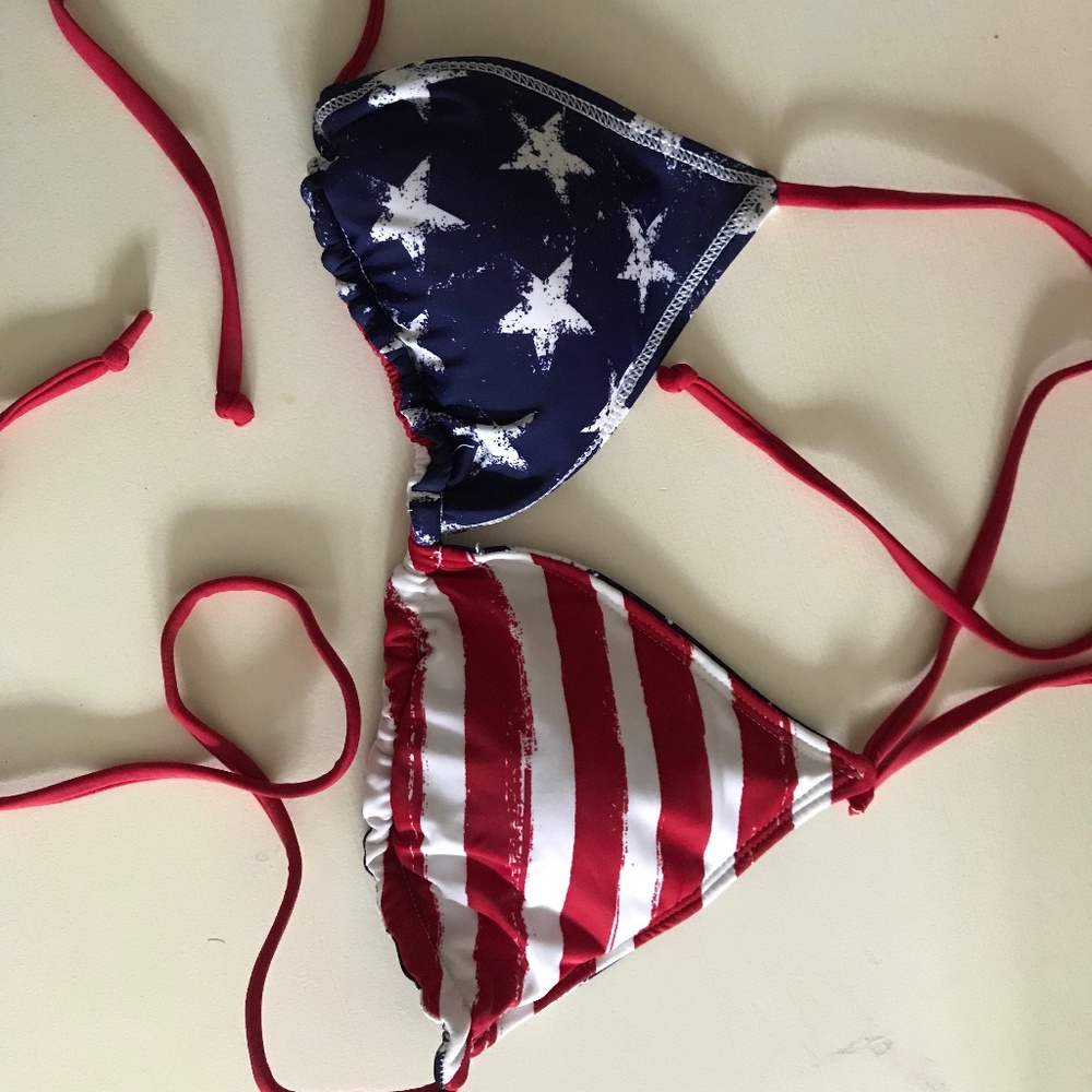 Xhilaration Reversible Triangle Bikini Top